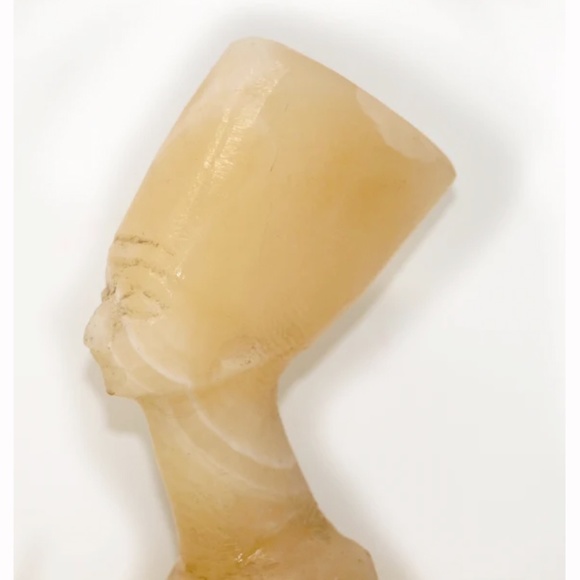 Carved Soap Stone Nefertiti Egyptian Queen Sculpture, Paper Weight, Vintage - Picture 4 of 9